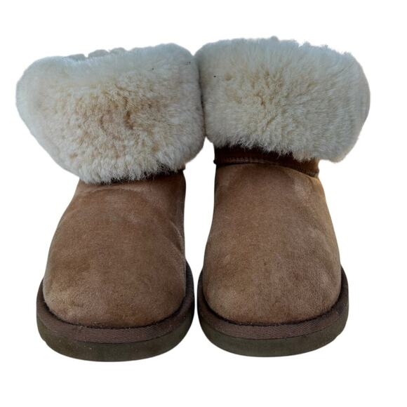 UGG Australia Bailey Button II Shearling Boots Size 9 Chestnut Brown - Picture 16 of 16